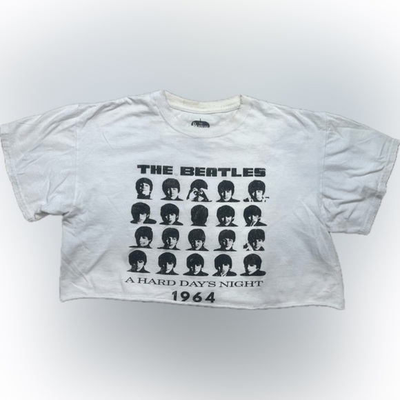 BEATLES Cropped Tee - Picture 8 of 8